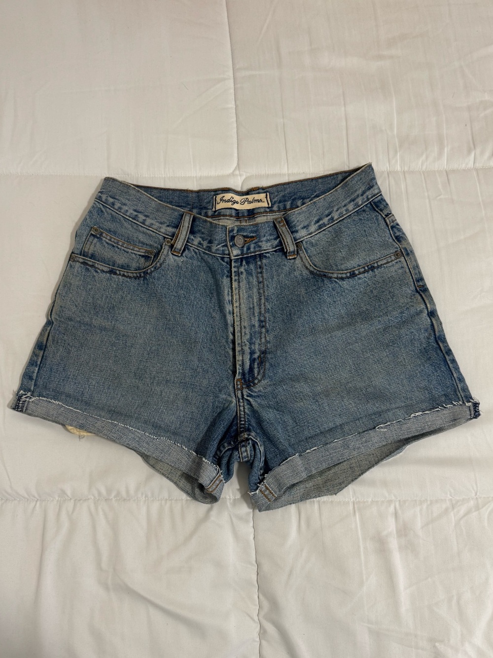Vintage-Inspired Blue Denim Women’s Shorts - High Rise